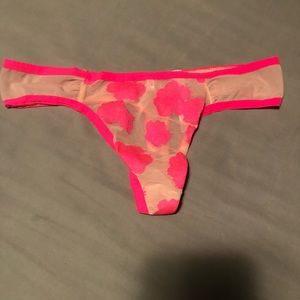 2 Pink/vs thongs